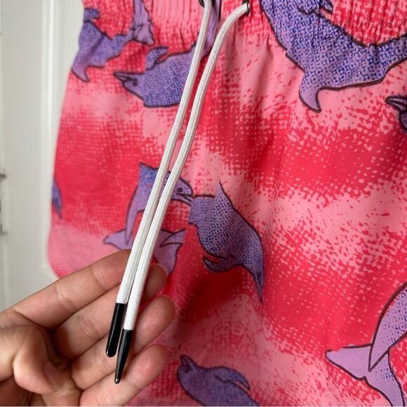 Bad Bunny Un Verano Sin Ti Pink Purple Dolphin Print Short Sz S Beach Lake Pool - Picture 6 of 7